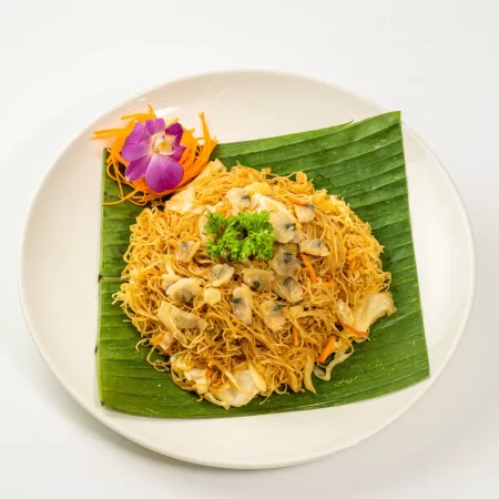 Fried Meehoon With Clam