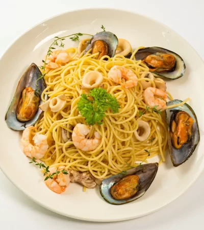 Spaghetti Seafood Aglio Oglio