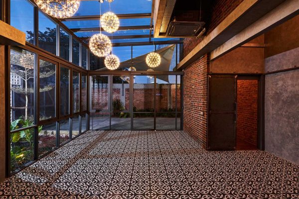 Event Venue | ROM 8 Studio by Metal Bees | WYK Catering